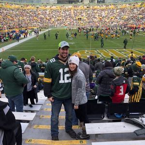 Meet your Posher, Emmaann